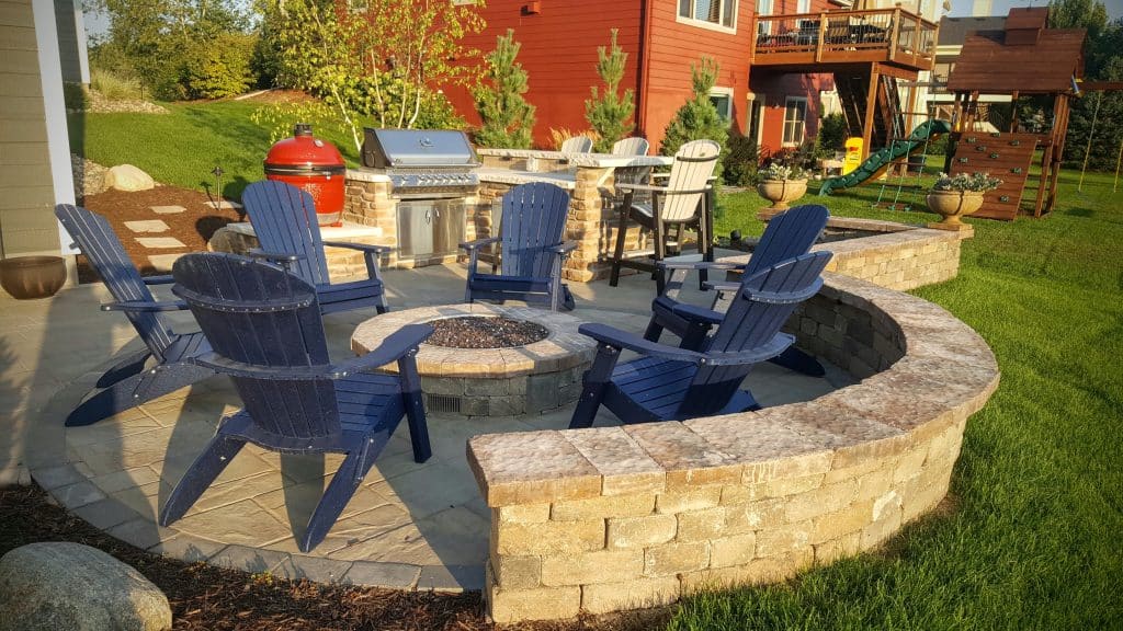 Outdoor Landscaping paver patio, fire pit retaining wall Inver Grove Heights MN